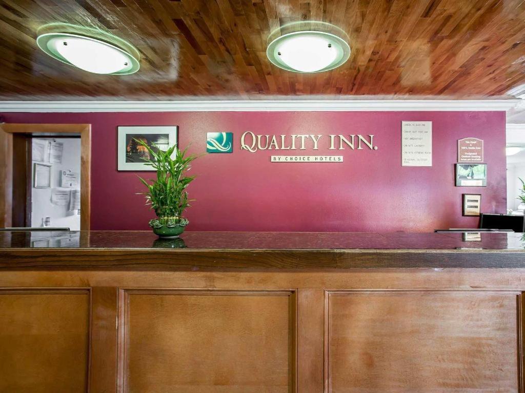 Quality Inn Olympia Near State Capital Екстер'єр фото